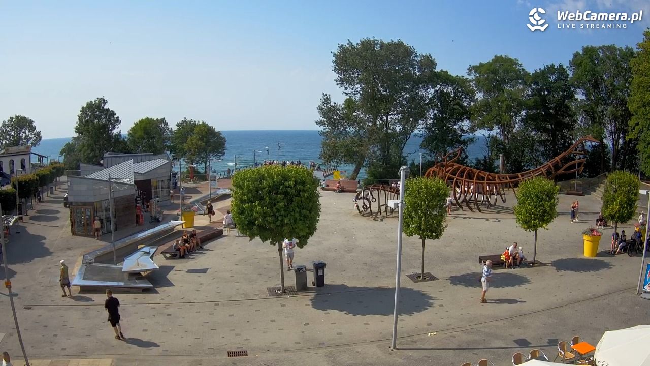 REWAL - widok na deptak - 28 czerwiec 2026, 16:05