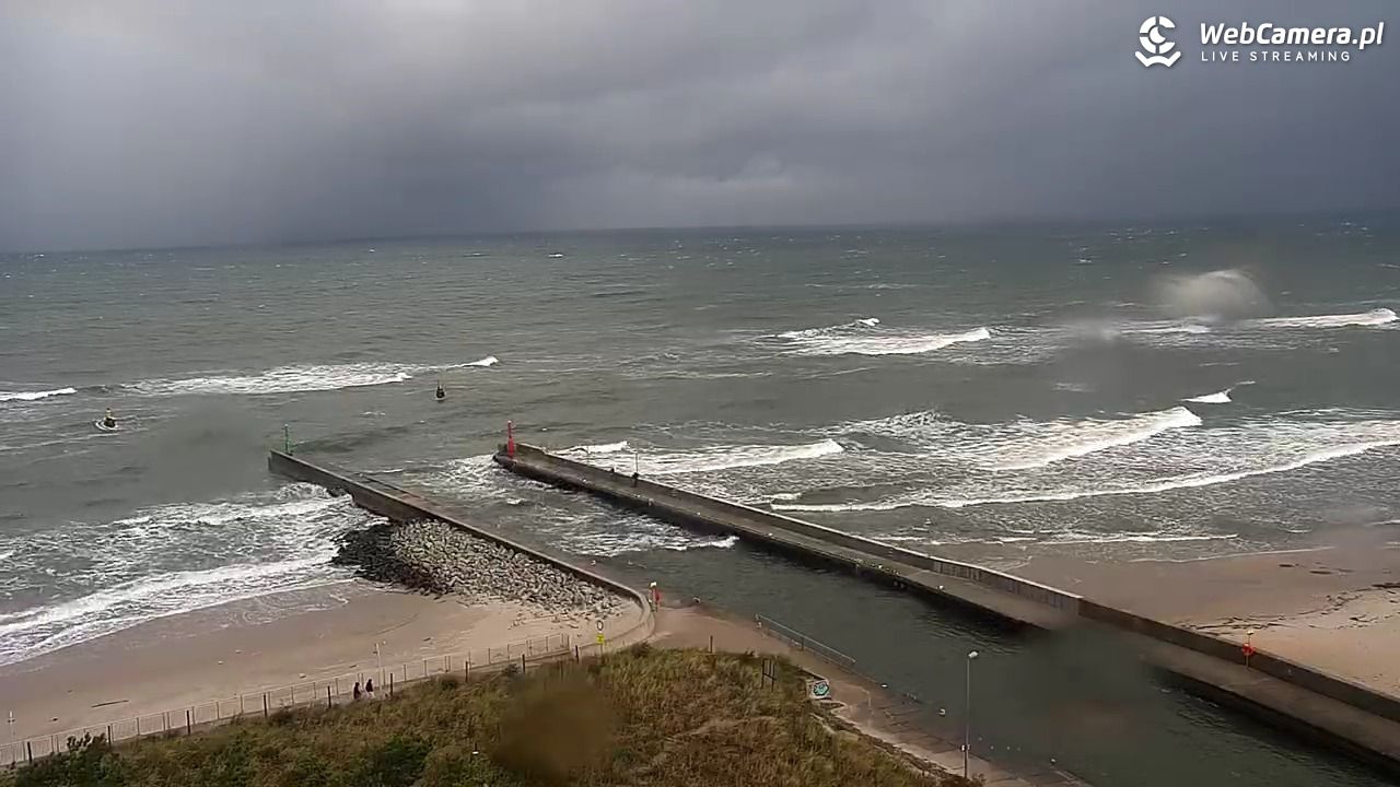 ROWY - widok na plażę i morze - 17 wresień 2025, 10:48