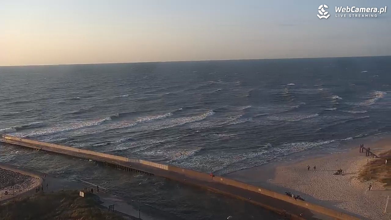 ROWY - widok na plażę i morze - 04 lipiec 2026, 20:33