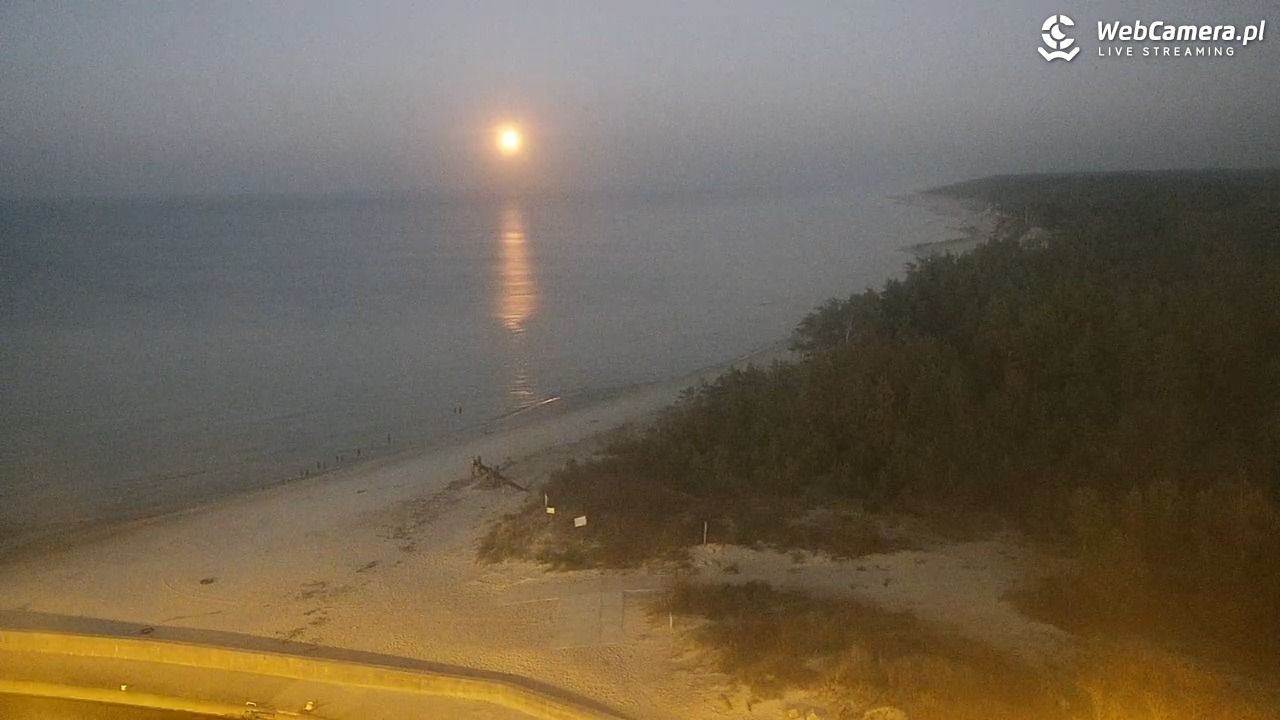 ROWY - widok na plażę i morze - 07 listopad 2025, 16:55