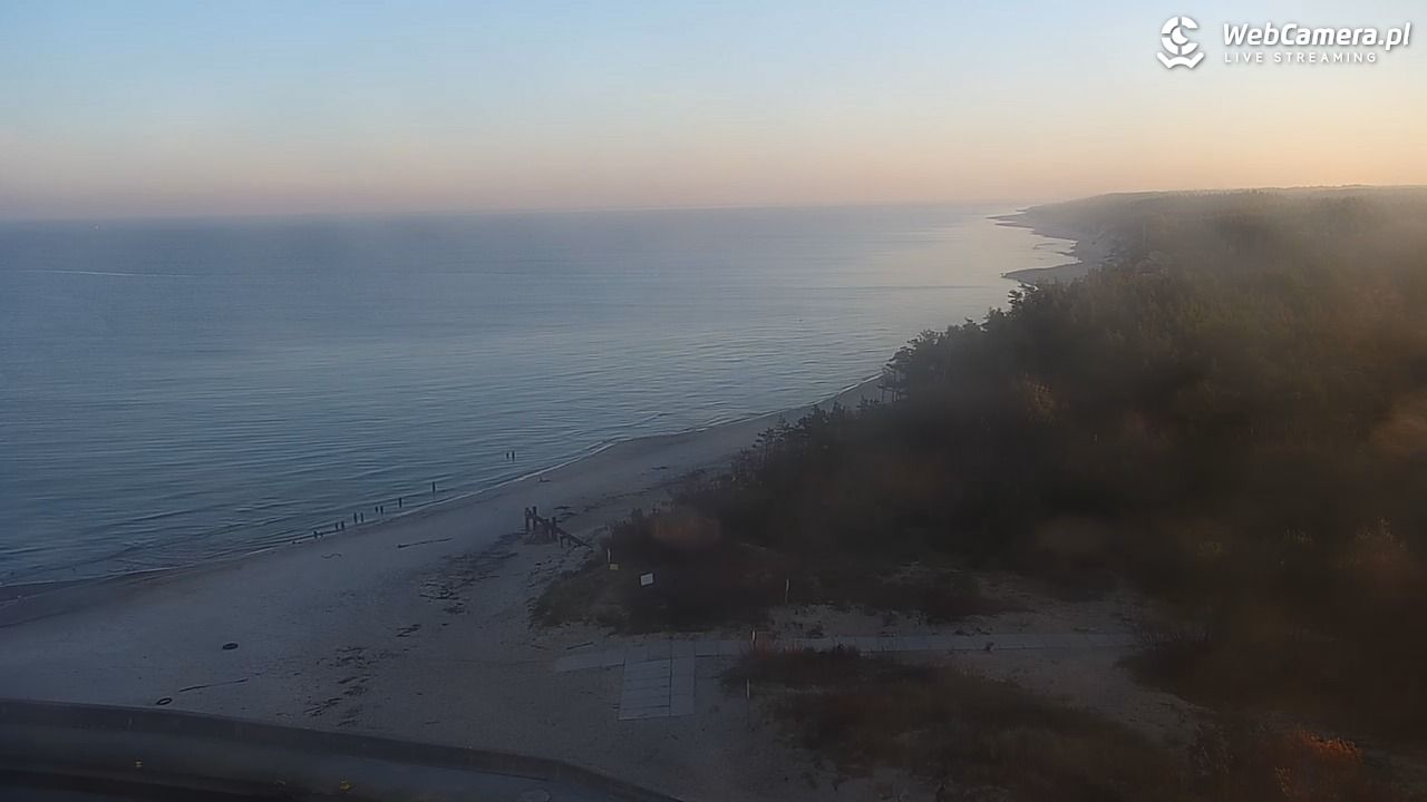 ROWY - widok na plażę i morze - 07 listopad 2025, 07:43