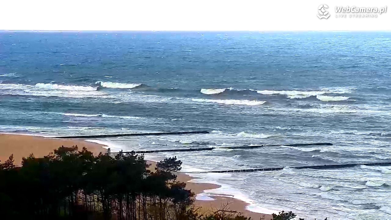 ROWY - widok na plażę i morze - 17 wresień 2025, 07:46