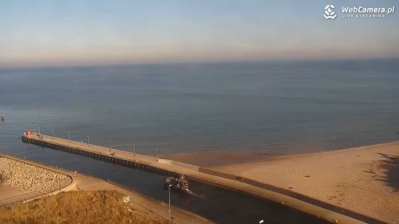 ROWY - widok na plażę i morze - 07 listopad 2025, 09:59