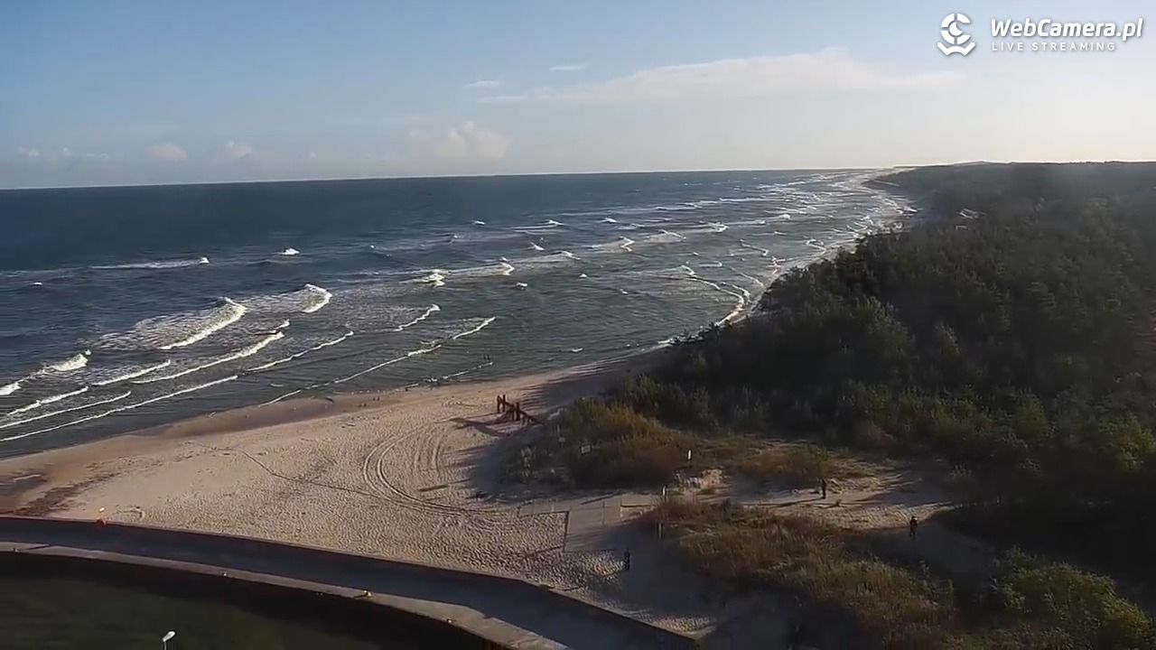 ROWY - widok na plażę i morze - 16 wresień 2025, 08:33