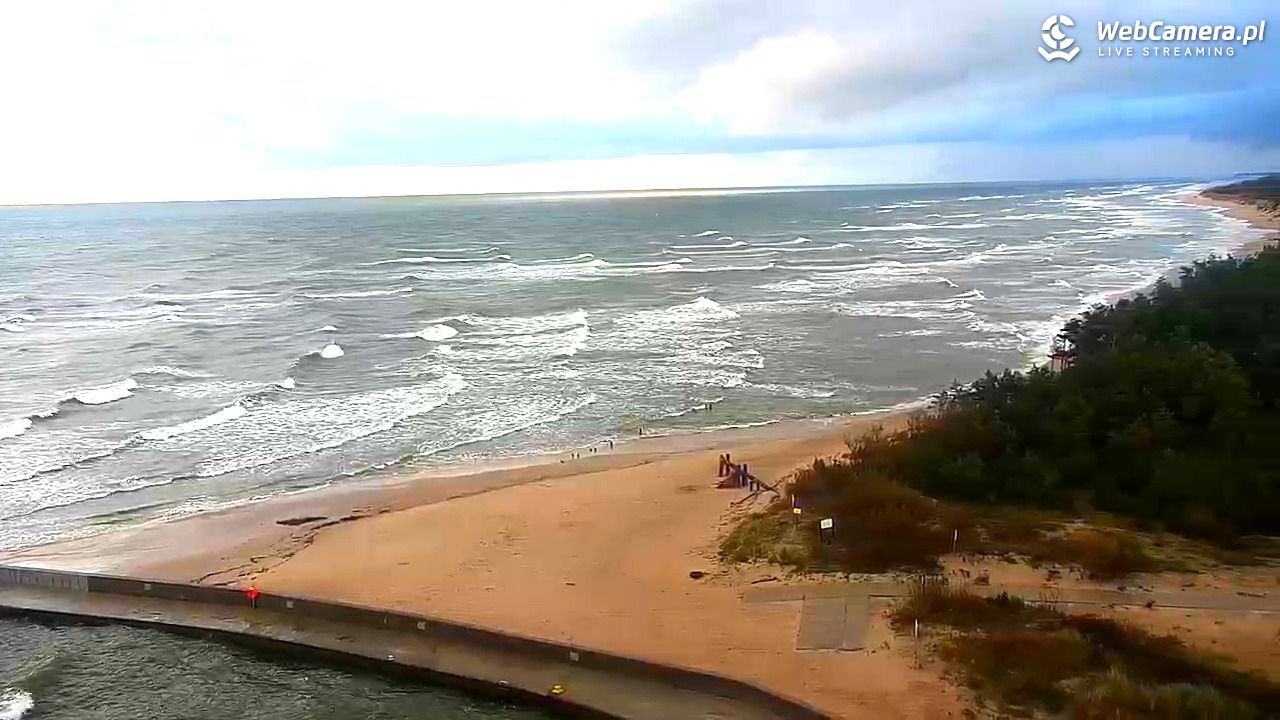 ROWY - widok na plażę i morze - 17 wresień 2025, 07:48