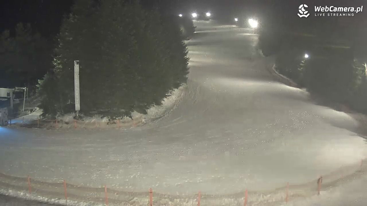 Gogołów Pod Dziedzicem - widok na stok - 26 styczeń 2026, 18:15