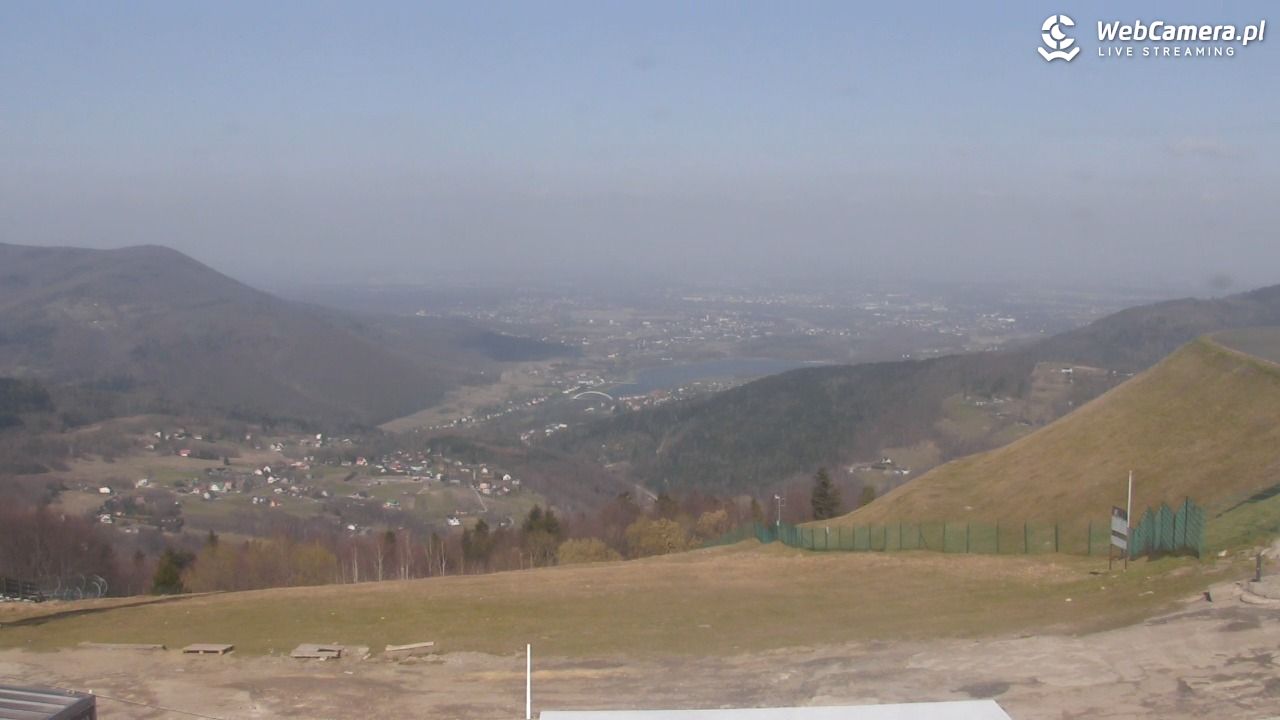 Góra Żar - widok na Kozubnik - 18 marzec 2026, 11:41