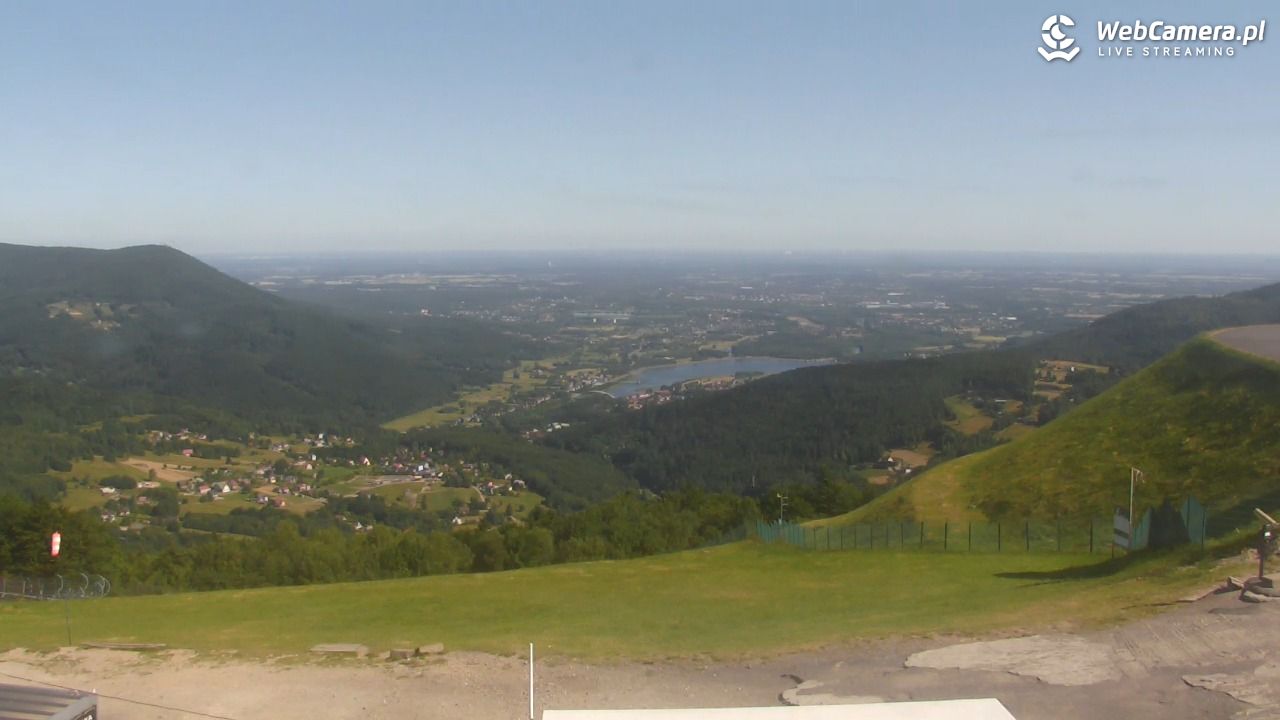 Góra Żar - widok na Kozubnik - 01 lipiec 2025, 09:16