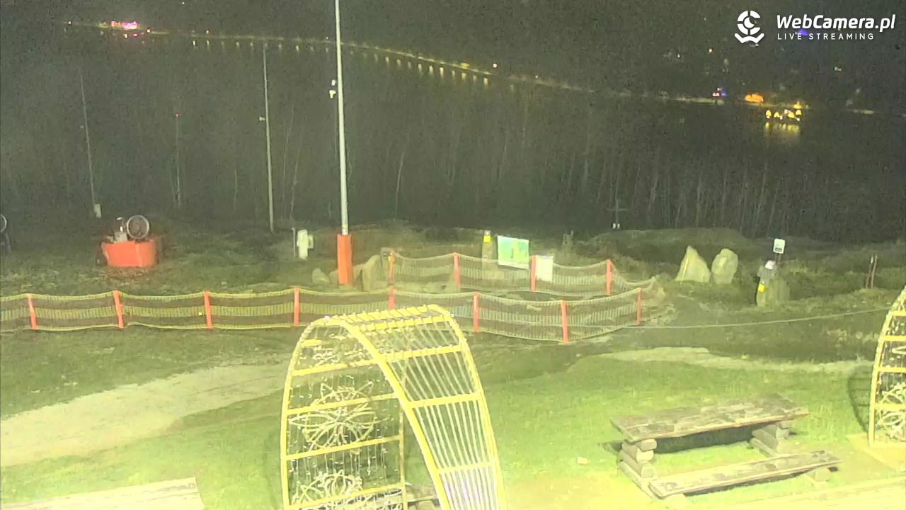 Góra ŻAR - Beskid Mały - 13 grudzień 2025, 23:56