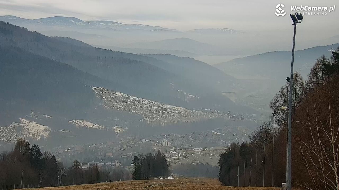 Góra Żar - widok panoramiczny na Beskidy - 04 luty 2026, 14:27