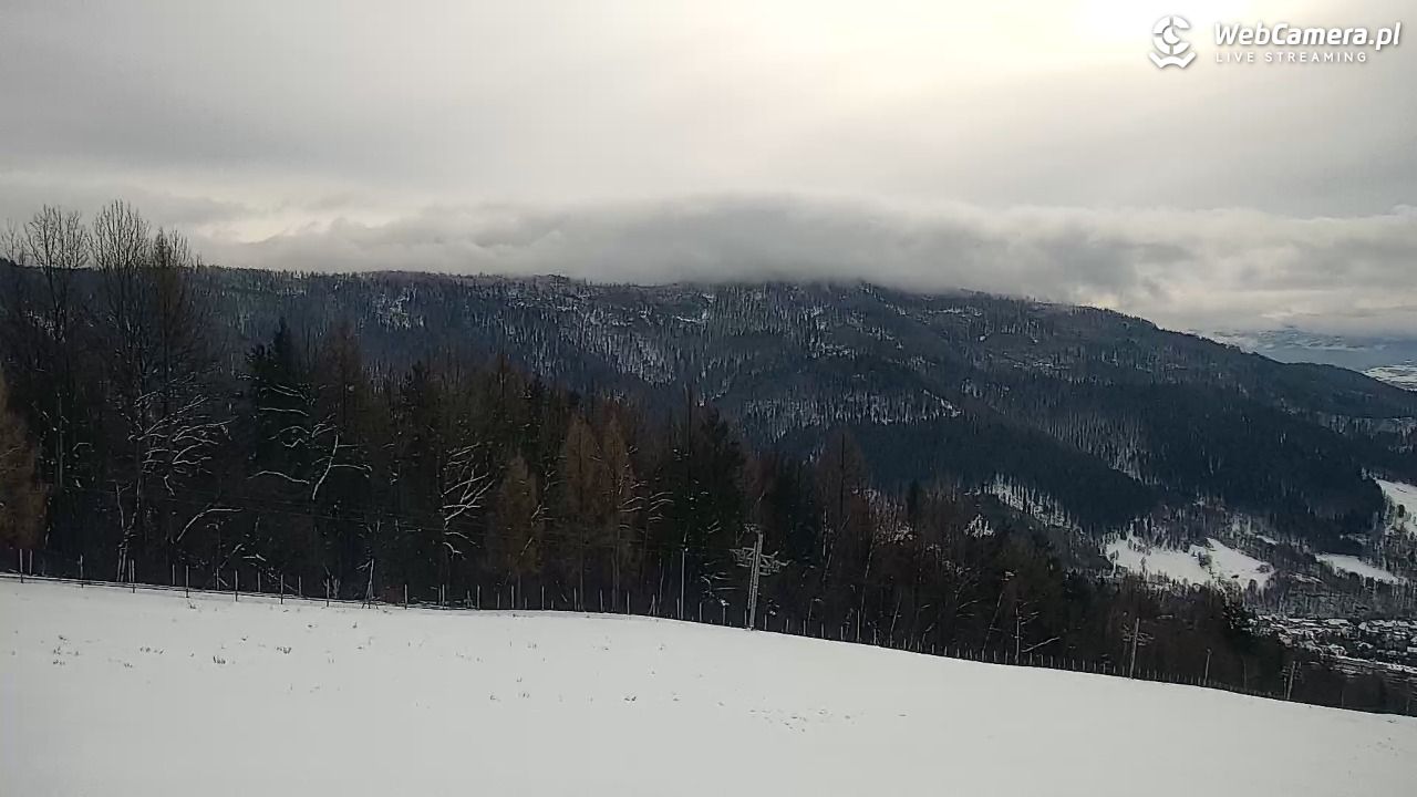 Góra Żar - widok panoramiczny na Beskidy - 14 styczeń 2026, 11:12