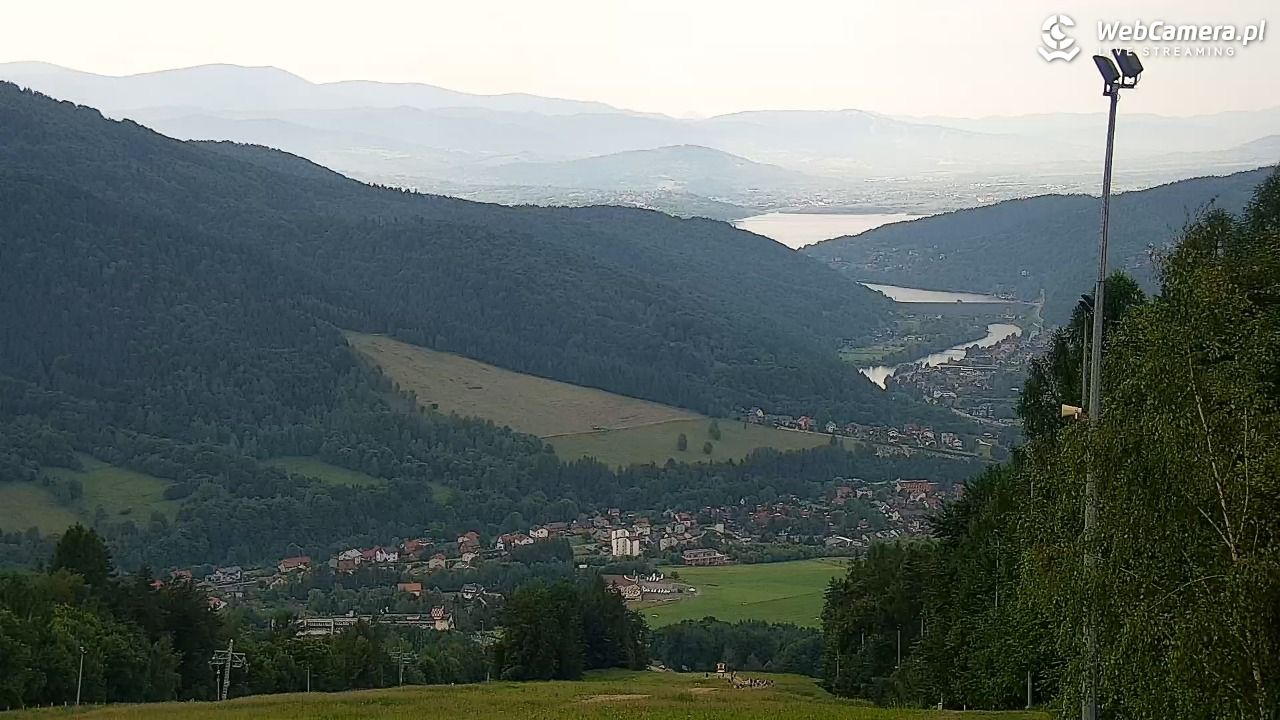 Góra Żar - widok panoramiczny na Beskidy - 20 czerwiec 2026, 09:43