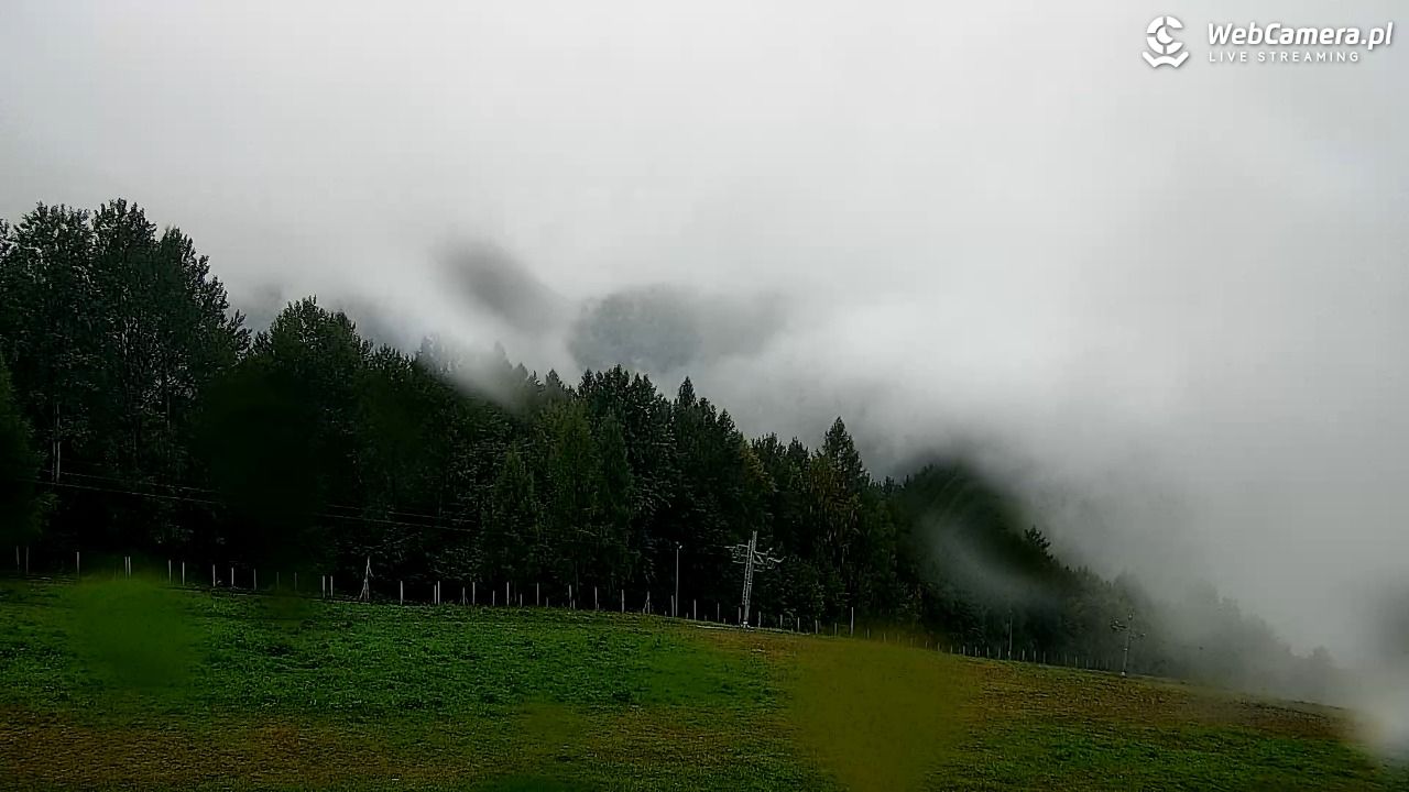Góra Żar - widok panoramiczny na Beskidy - 03 wresień 2025, 07:37