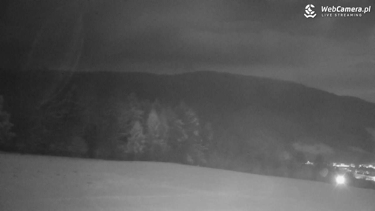 Góra Żar - widok panoramiczny na Beskidy - 27 listopad 2025, 18:35