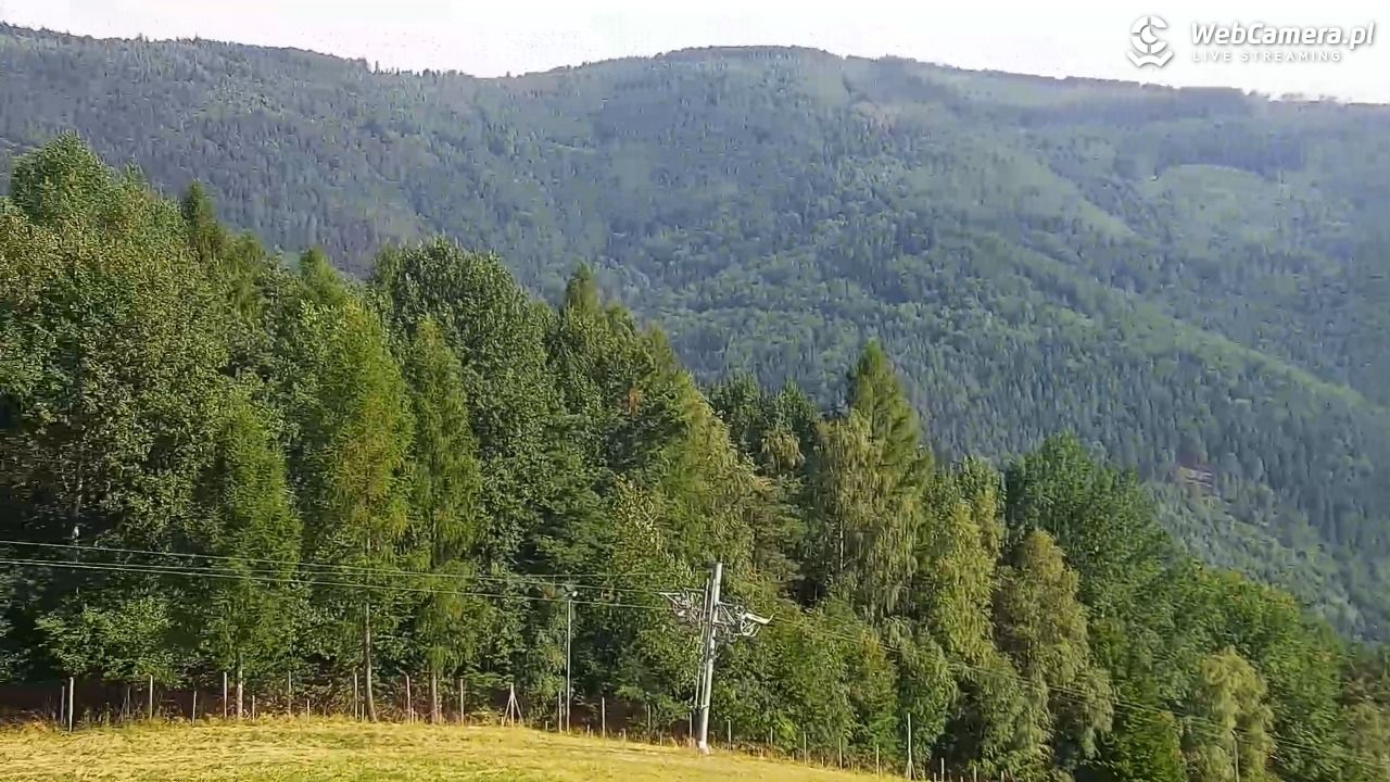 Góra Żar - widok panoramiczny na Beskidy - 31 lipiec 2026, 16:12