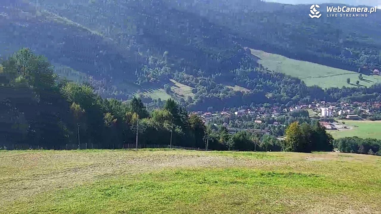 Góra Żar - widok panoramiczny na Beskidy - 02 wresień 2025, 09:37