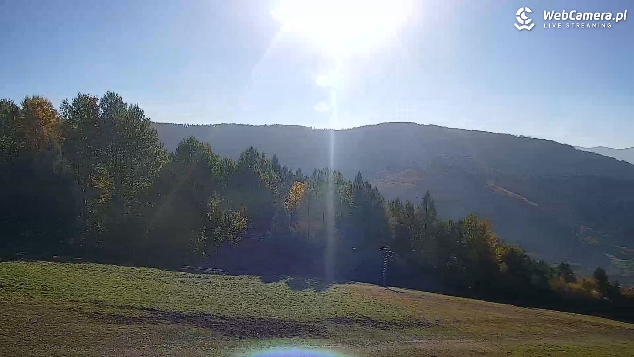 Góra Żar - widok panoramiczny na Beskidy - 28 październik 2026, 19:56