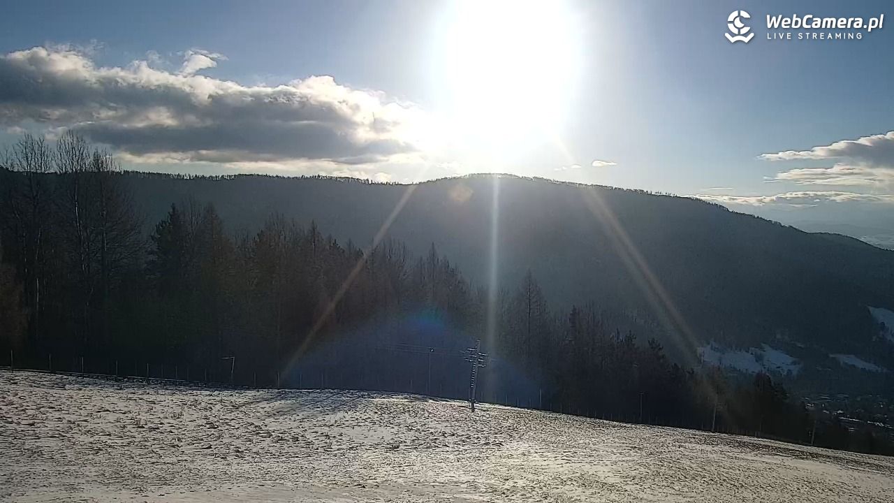 Góra Żar - widok panoramiczny na Beskidy - 04 styczeń 2026, 09:47