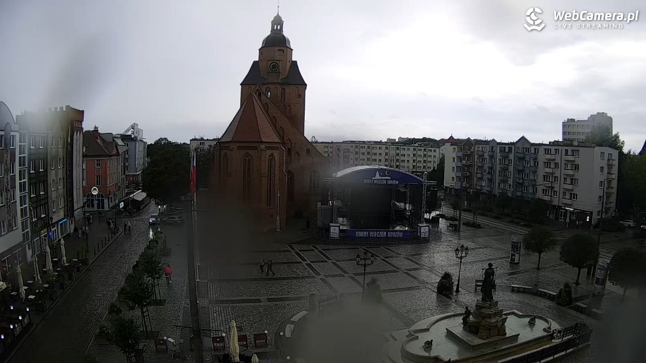 Gorzów Wielkopolski - widok na Katedrę - 04 wresień 2026, 18:35