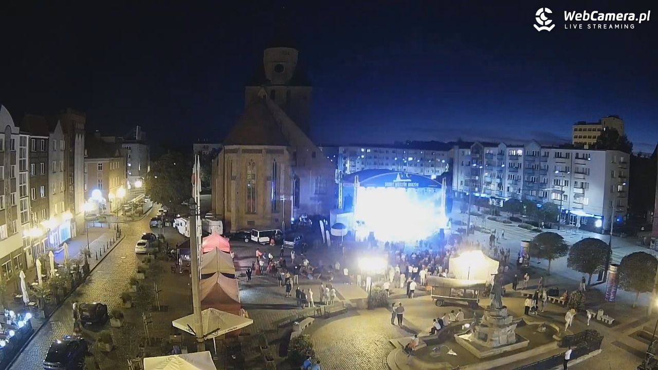 Gorzów Wielkopolski - widok na Katedrę - 17 sierpień 2025, 21:40