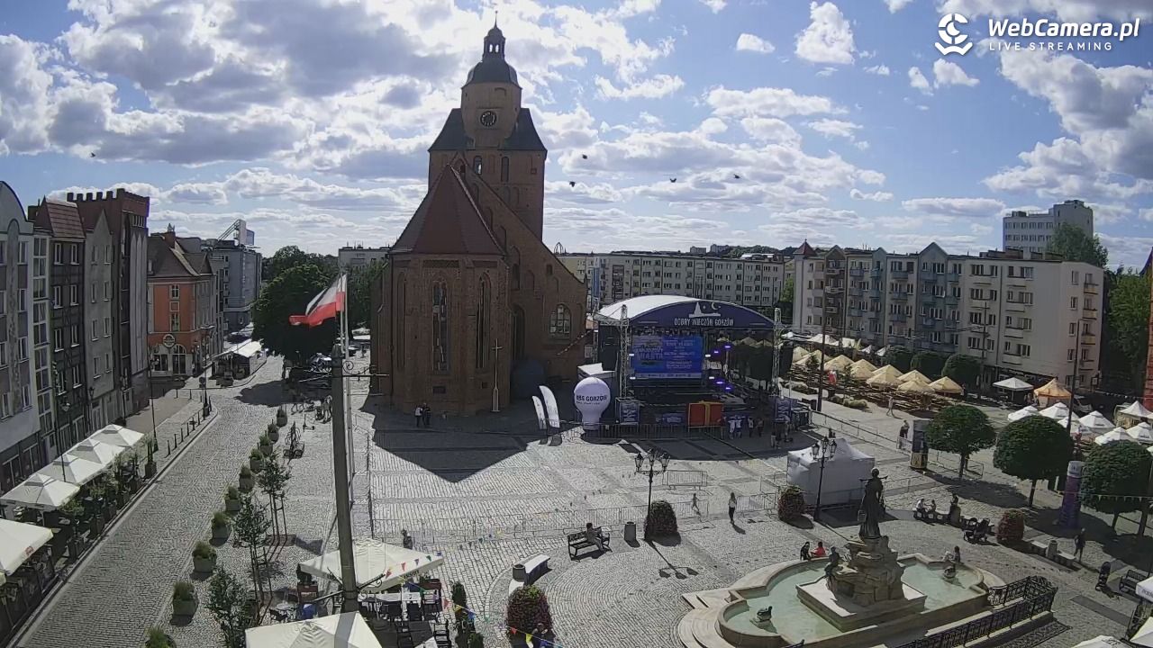 Gorzów Wielkopolski - widok na Katedrę - 04 lipiec 2025, 16:32