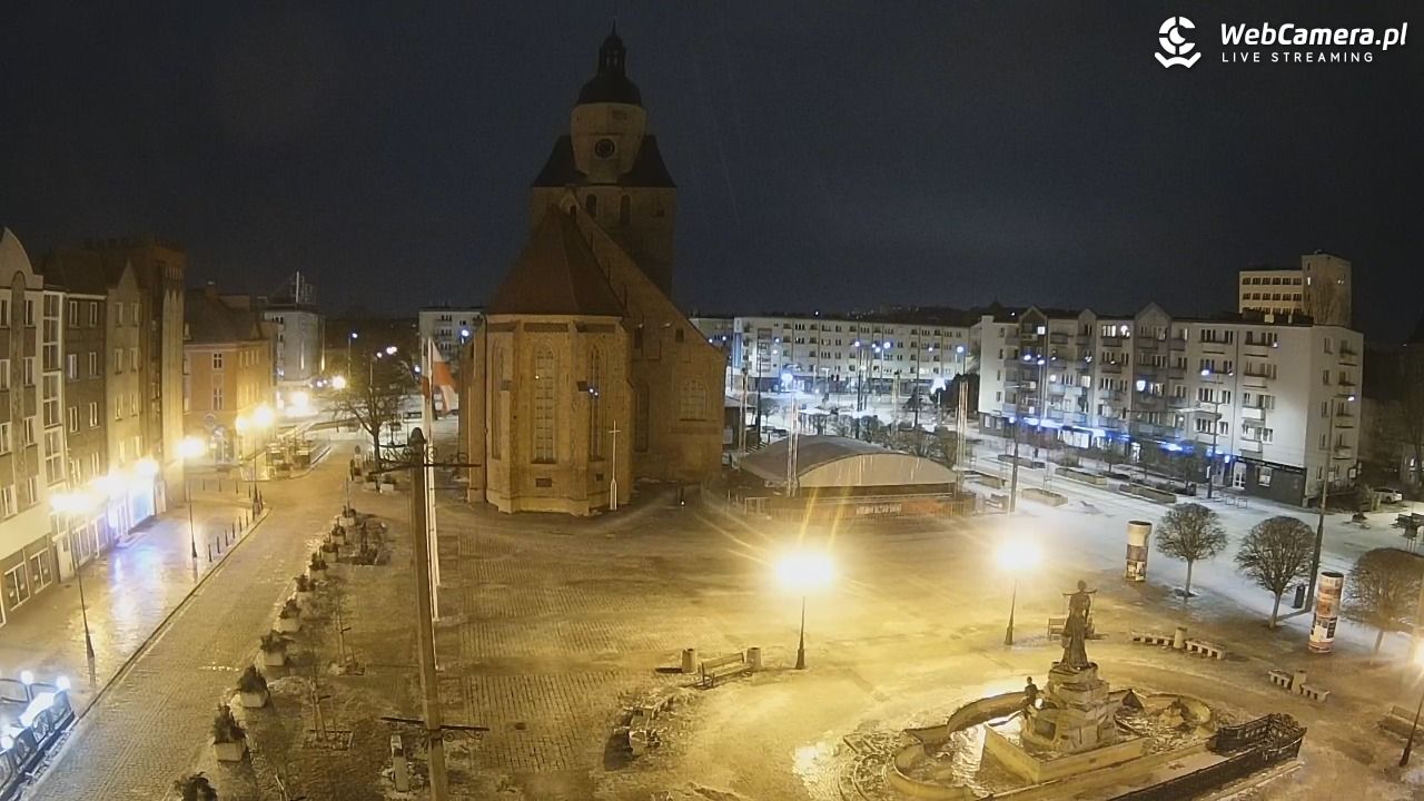 Gorzów Wielkopolski - widok na Katedrę - 01 luty 2026, 23:34