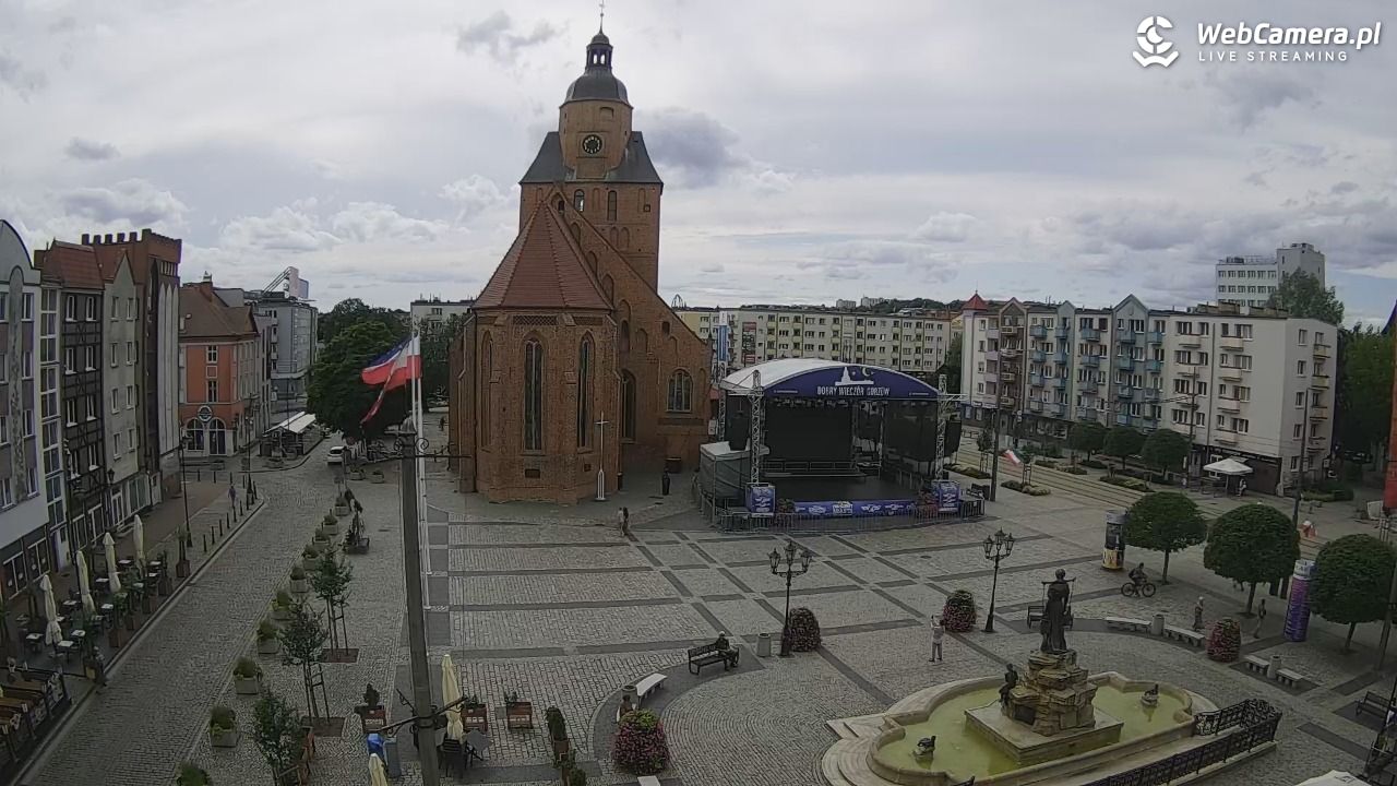 Gorzów Wielkopolski - widok na Katedrę - 03 lipiec 2025, 16:01