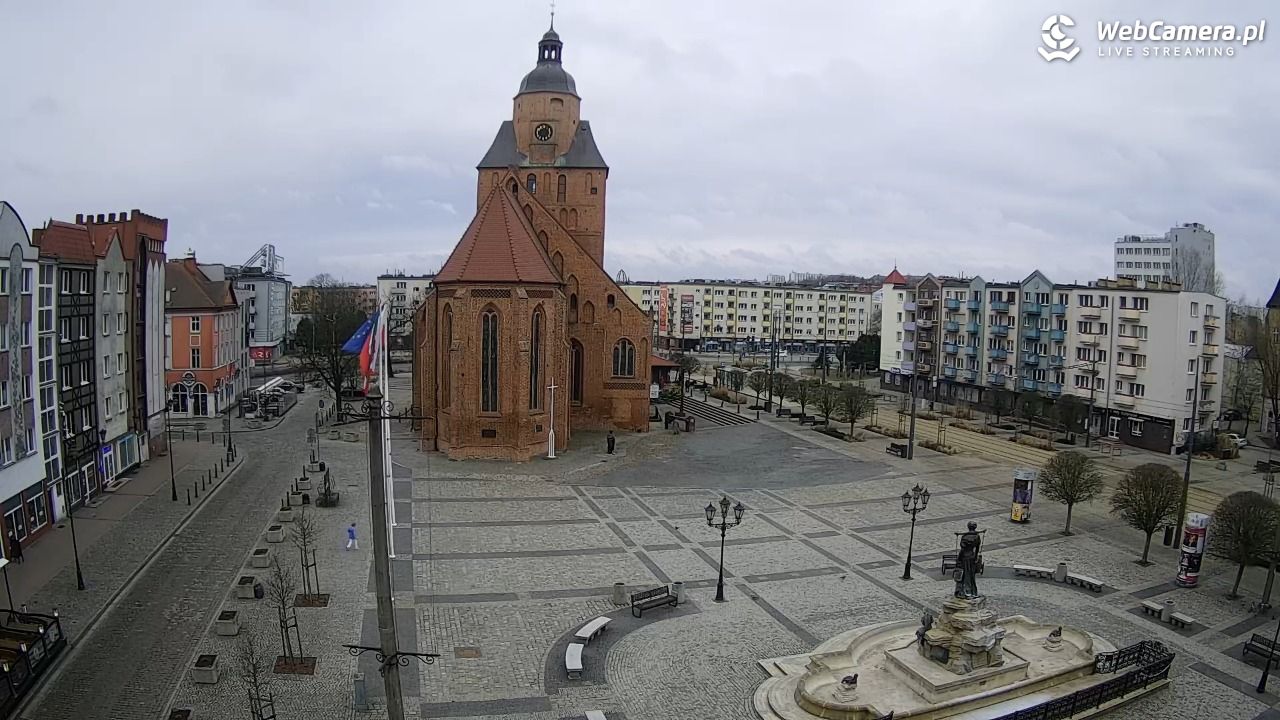 Gorzów Wielkopolski - widok na Katedrę - 15 marzec 2026, 08:42