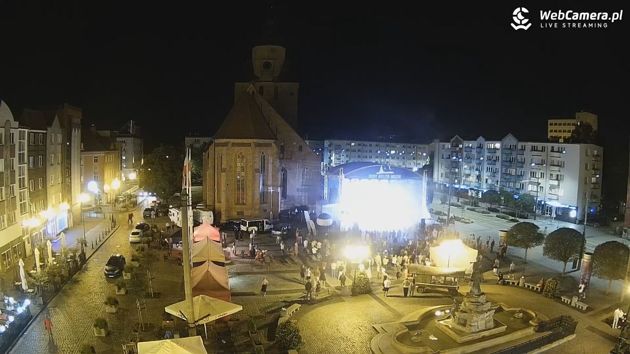 Gorzów Wielkopolski - widok na Katedrę - 17 sierpień 2025, 22:03