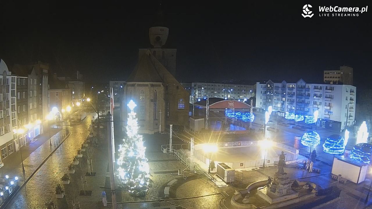 Gorzów Wielkopolski - widok na Katedrę - 18 grudzień 2025, 23:03