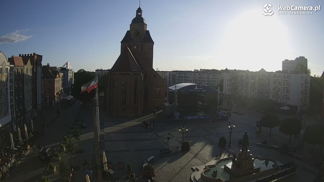 Gorzów Wielkopolski - widok na Katedrę - 03 lipiec 2025, 19:41