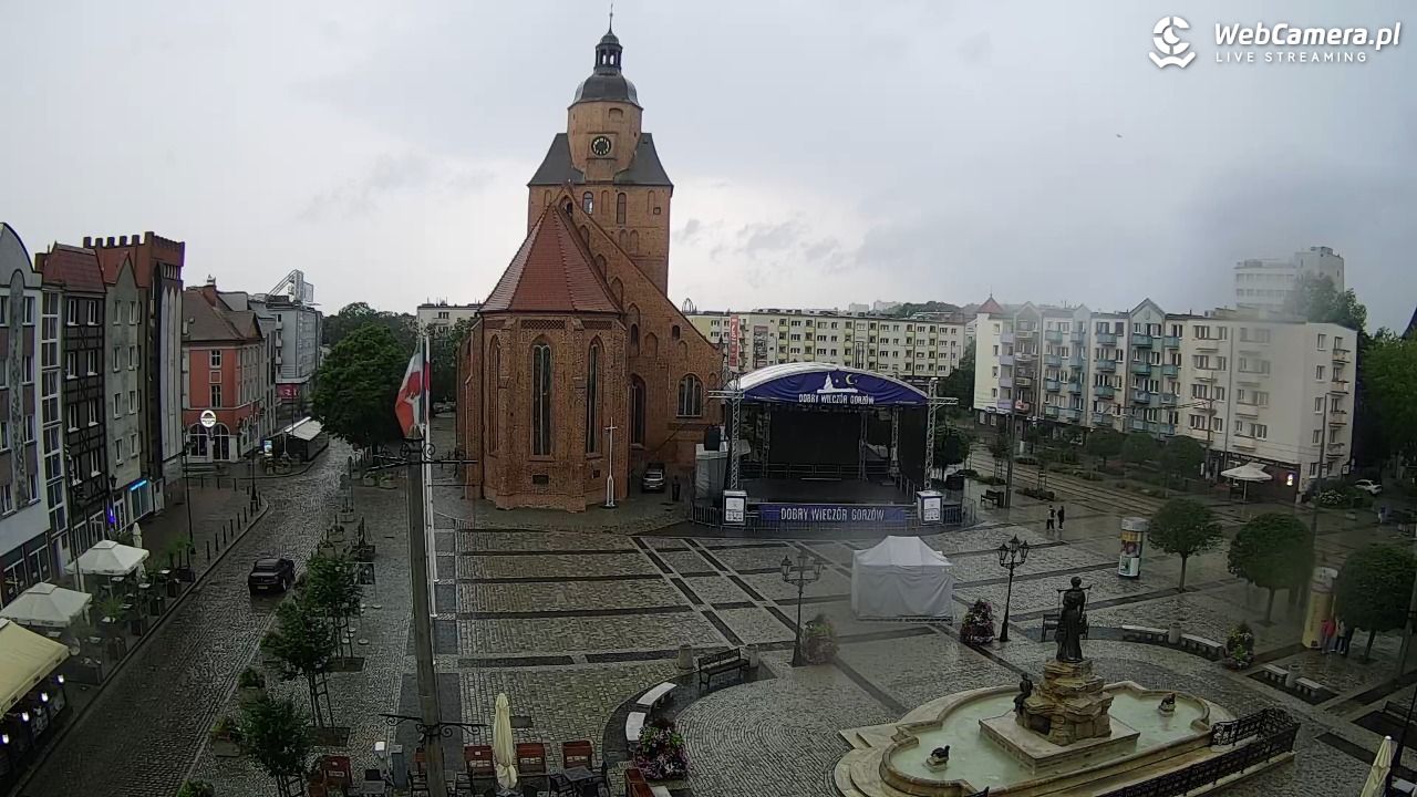 Gorzów Wielkopolski - widok na Katedrę - 17 lipiec 2026, 17:25