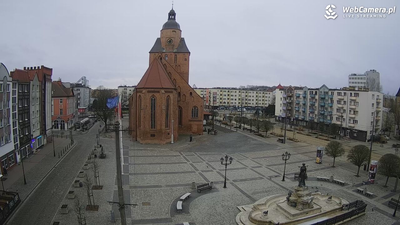 Gorzów Wielkopolski - widok na Katedrę - 15 marzec 2026, 07:50