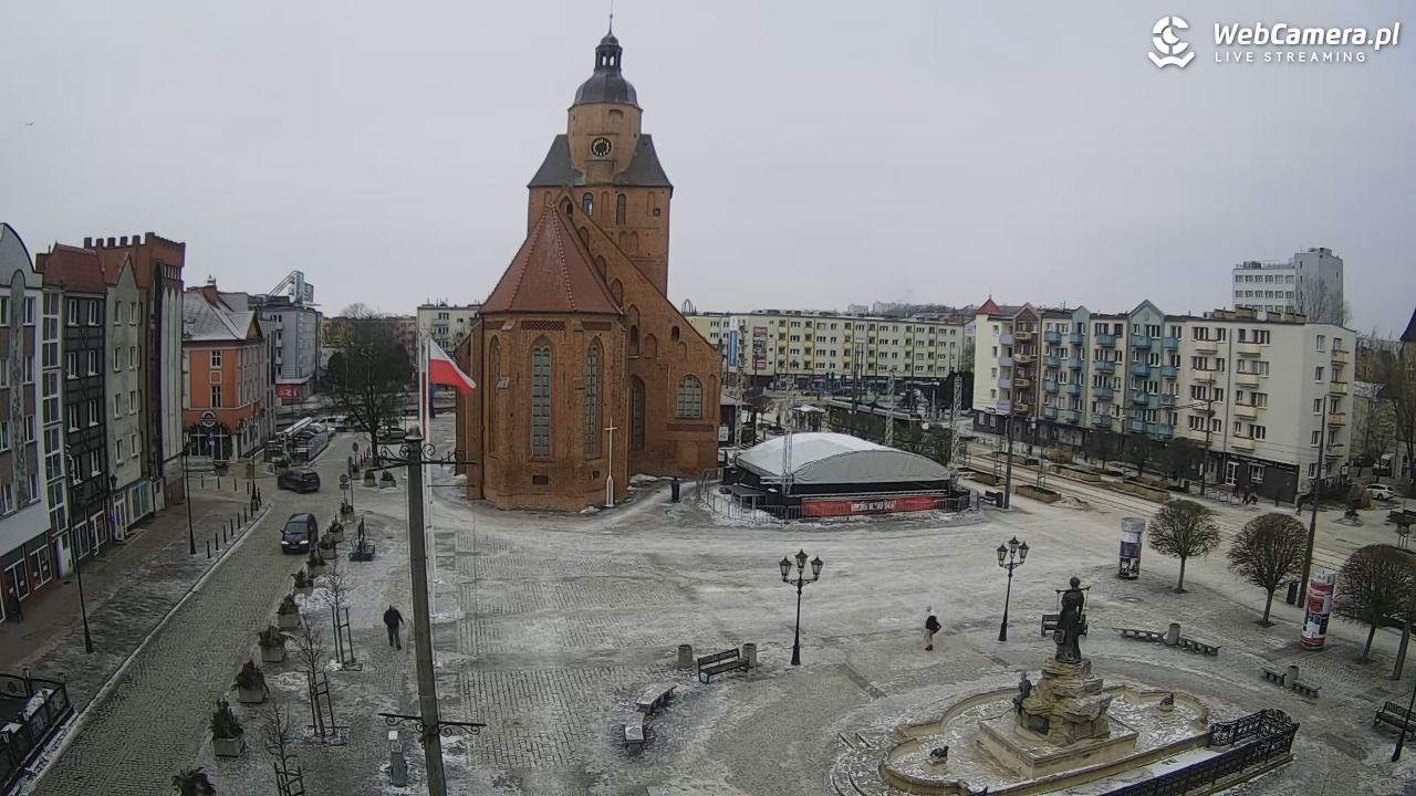 Gorzów Wielkopolski - widok na Katedrę - 02 luty 2026, 10:18