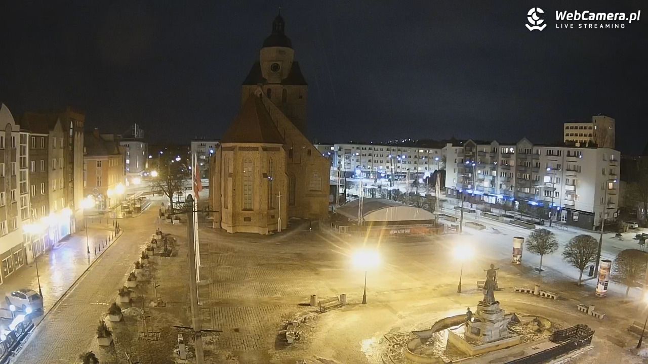 Gorzów Wielkopolski - widok na Katedrę - 01 luty 2026, 20:58