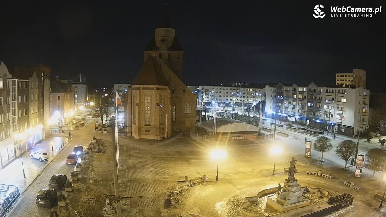 Gorzów Wielkopolski - widok na Katedrę - 01 luty 2026, 19:03