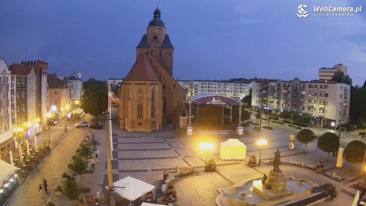 Gorzów Wielkopolski - widok na Katedrę - 17 lipiec 2026, 21:40