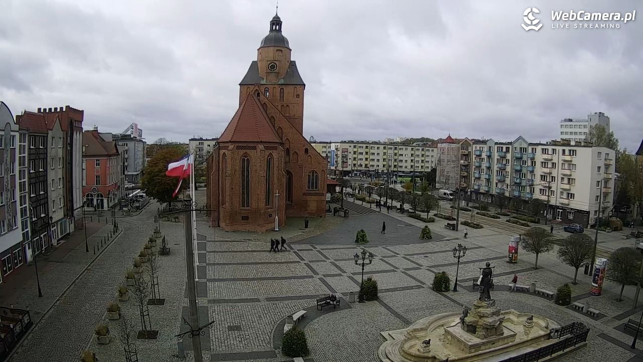 Gorzów Wielkopolski - widok na Katedrę - 28 październik 2025, 10:26
