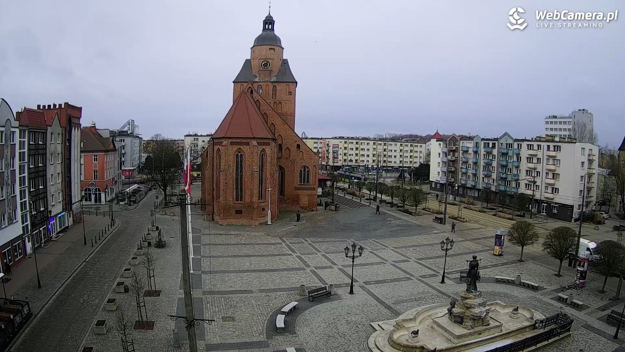 Gorzów Wielkopolski - widok na Katedrę - 15 marzec 2026, 07:46