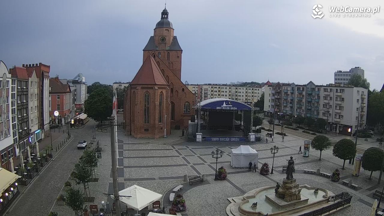 Gorzów Wielkopolski - widok na Katedrę - 17 lipiec 2026, 21:18