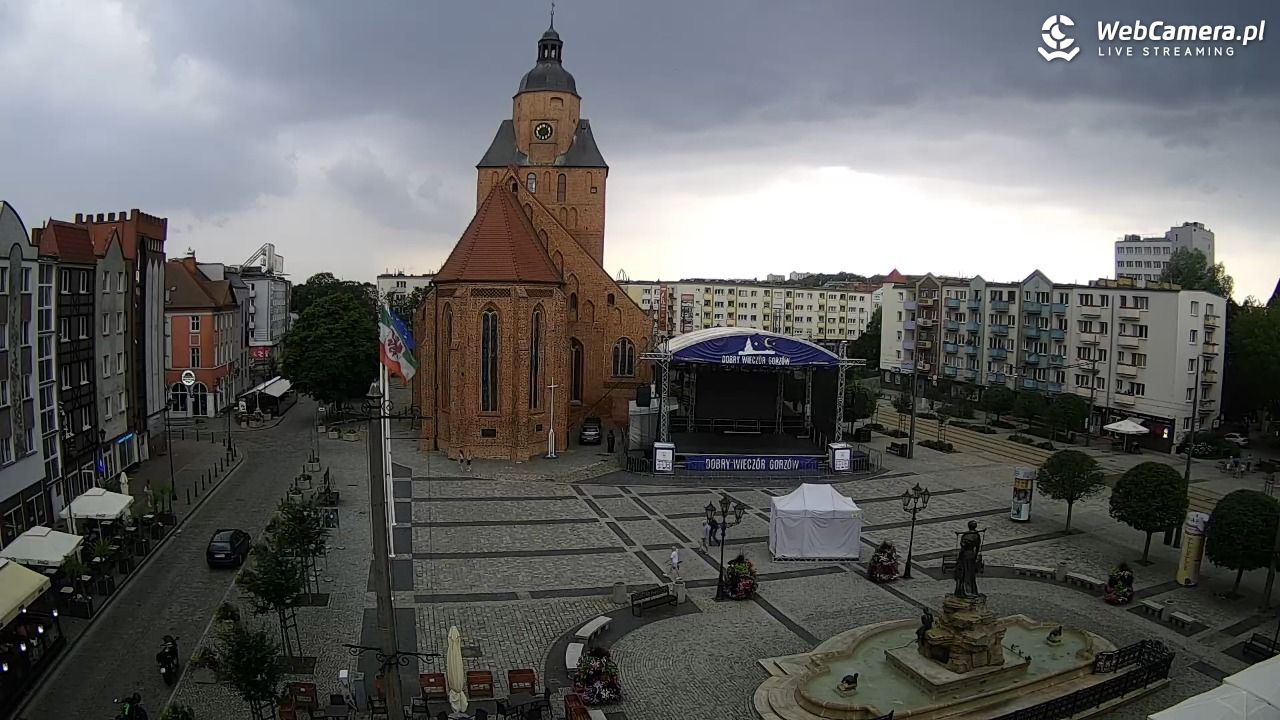 Gorzów Wielkopolski - widok na Katedrę - 17 lipiec 2026, 16:52
