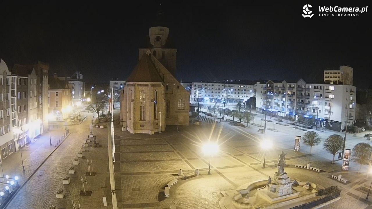 Gorzów Wielkopolski - widok na Katedrę - 18 marzec 2026, 21:18