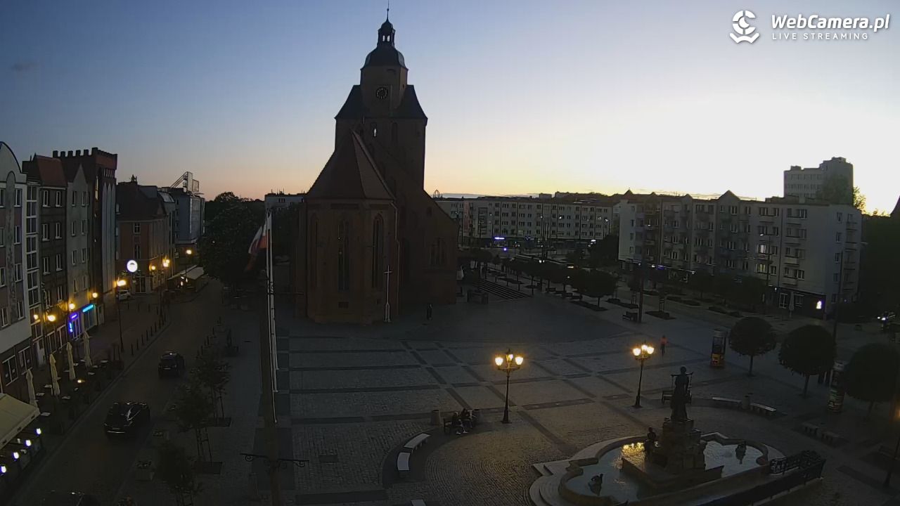 Gorzów Wielkopolski - widok na Katedrę - 16 maj 2026, 21:14