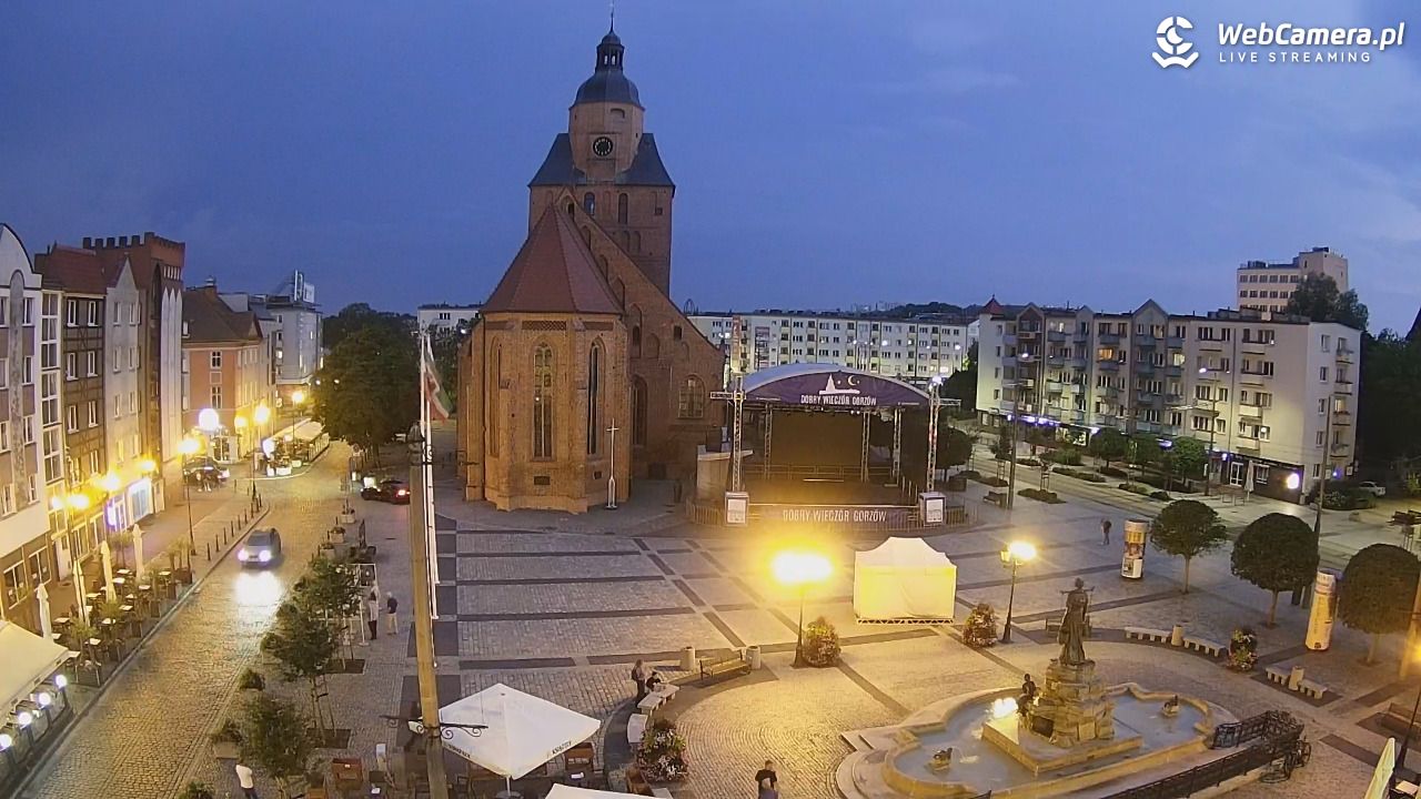 Gorzów Wielkopolski - widok na Katedrę - 17 lipiec 2026, 21:40