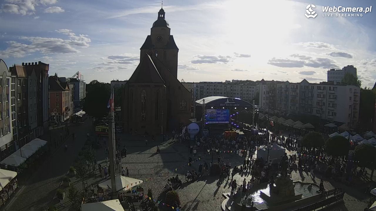 Gorzów Wielkopolski - widok na Katedrę - 04 lipiec 2025, 18:54