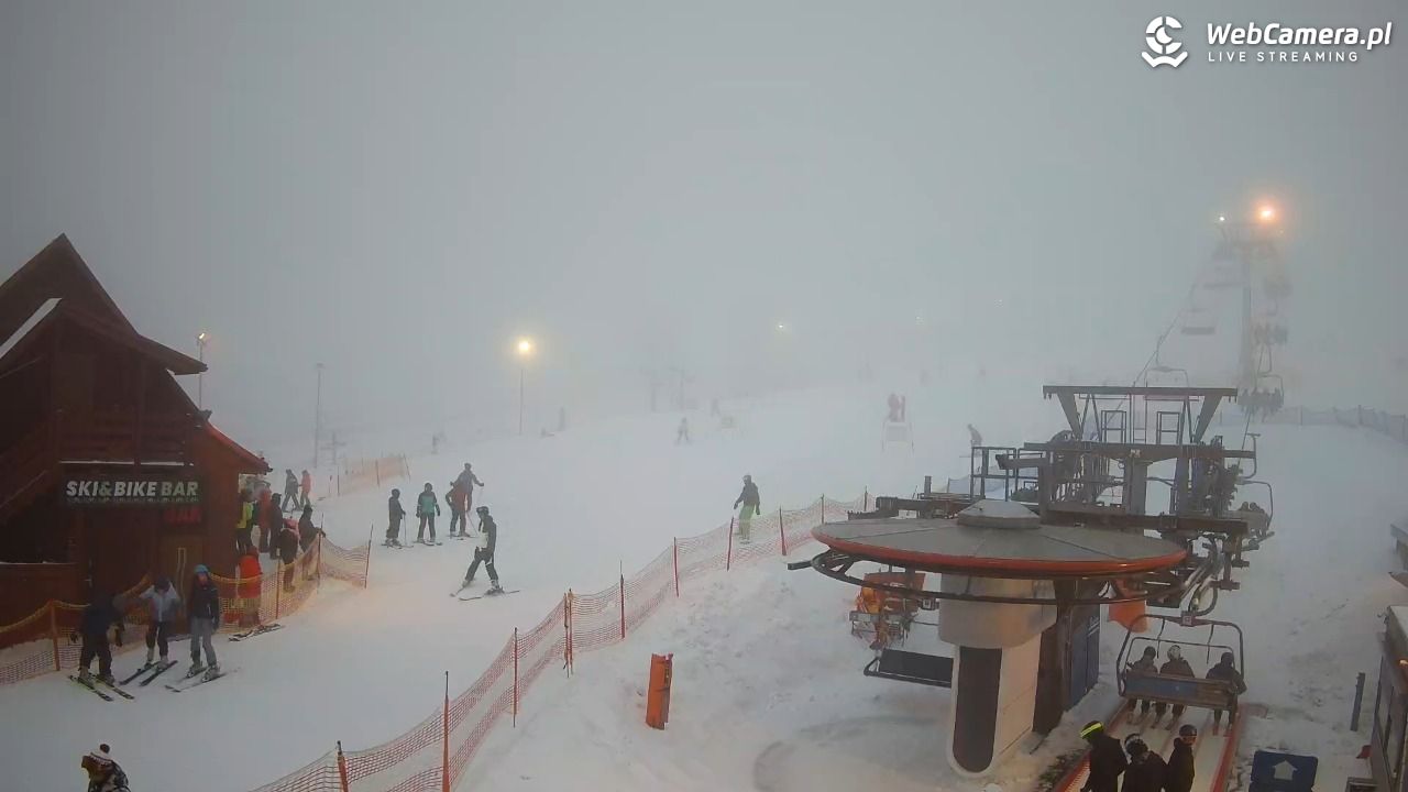 Zieleniec Sport Arena - Gryglówka - widok z dolnej stacji - 21 luty 2026, 16:56