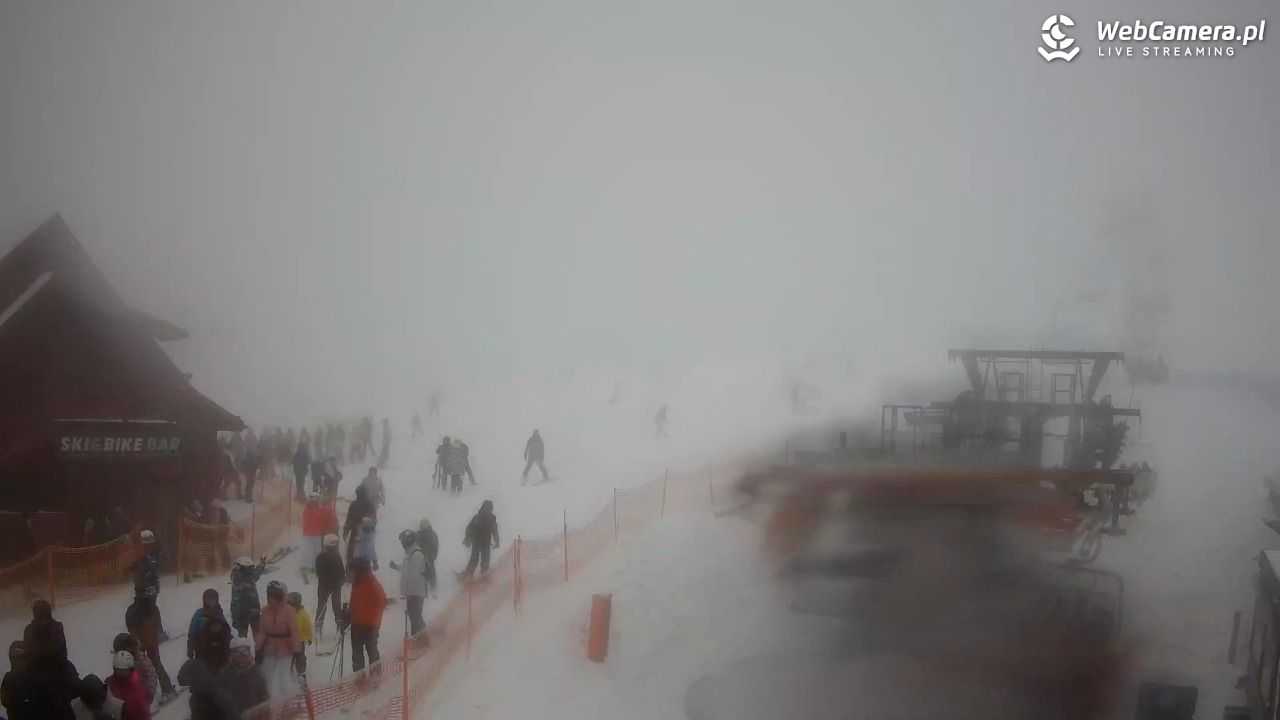 Zieleniec Sport Arena - Gryglówka - widok z dolnej stacji - 21 luty 2026, 14:24