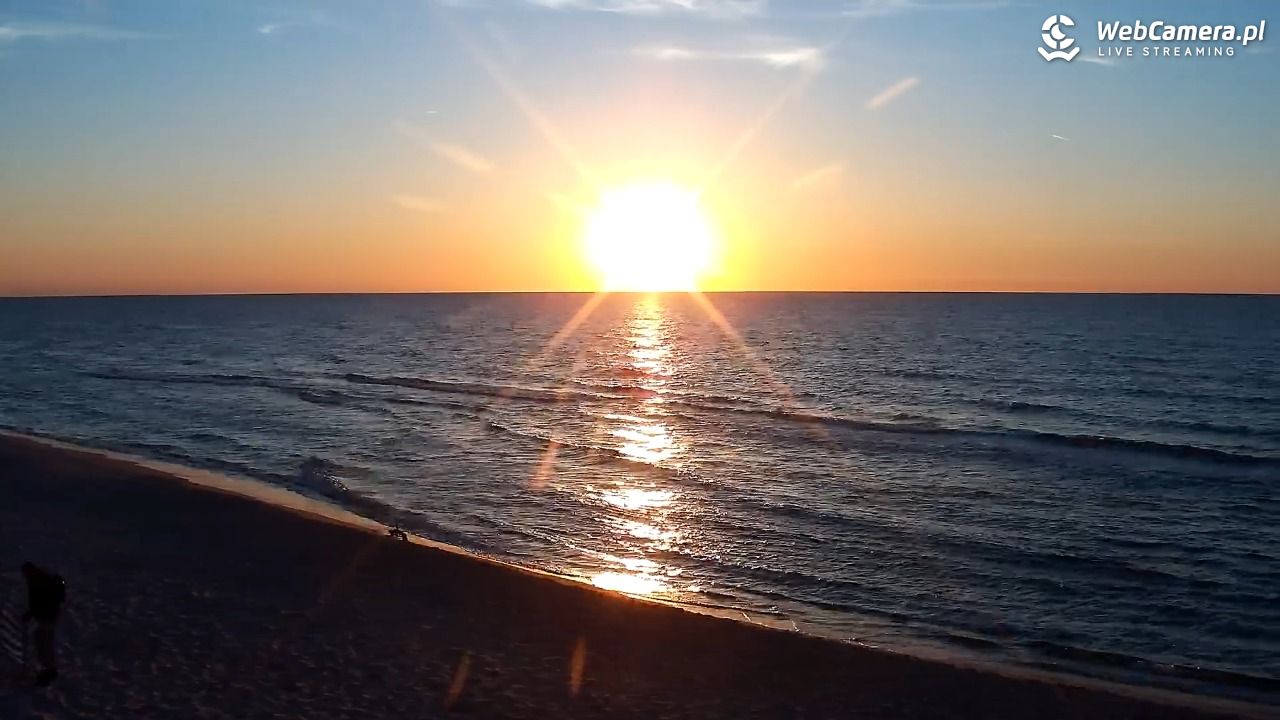 Grzybowo - widok na plażę - 09 maj 2026, 20:24