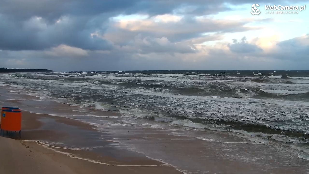 Grzybowo - widok na plażę - 21 wresień 2026, 07:20