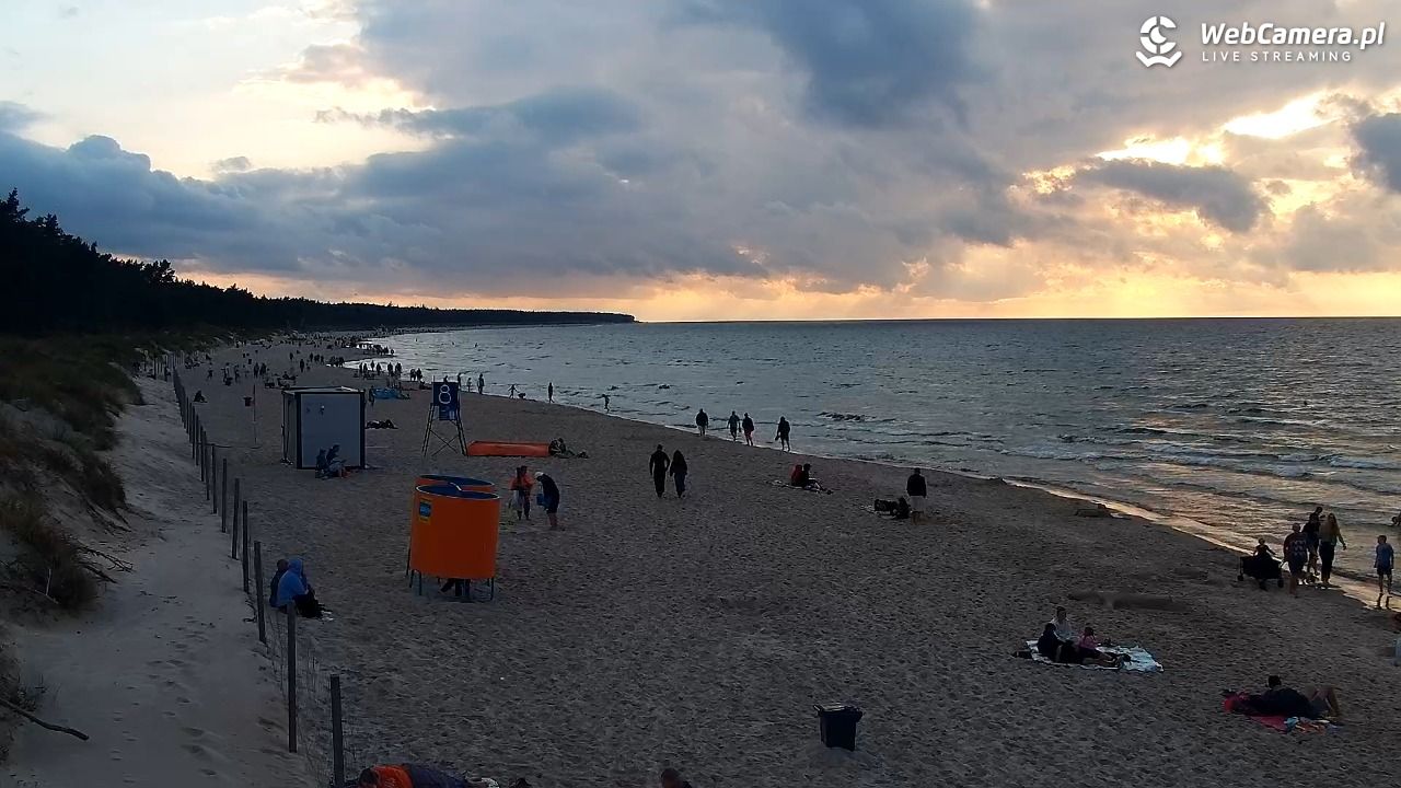 Grzybowo - widok na plażę - 10 sierpień 2026, 19:22